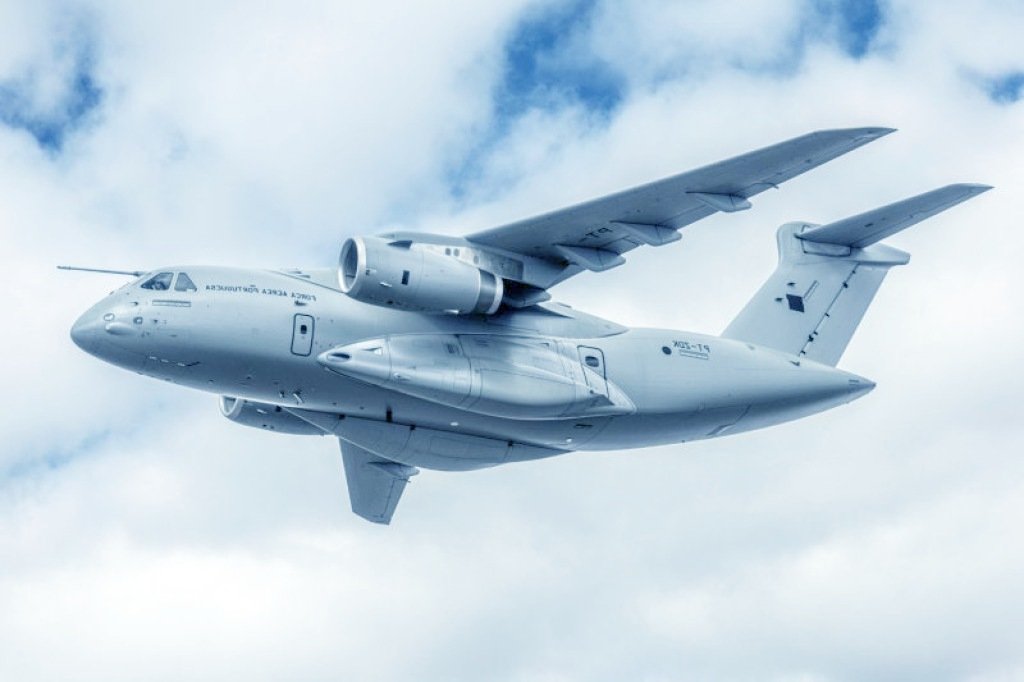 KC390_4